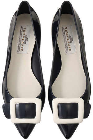 テンパレイト/TEMPERATEのNINA バックルベルト ポインテッドパンプス(レイン対応)(130600/130601)