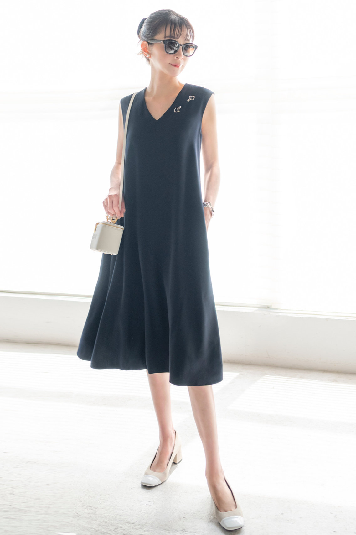 DAISY LIN(デイジーリン)｜Dress “Bell Flare”/ミッドナイトブルー の  