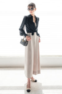 DAISY LIN(デイジーリン)｜Blouse “Dots Lady”/ブラック×ベージュ の