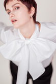 ビッグ ボウタイ ブラウス