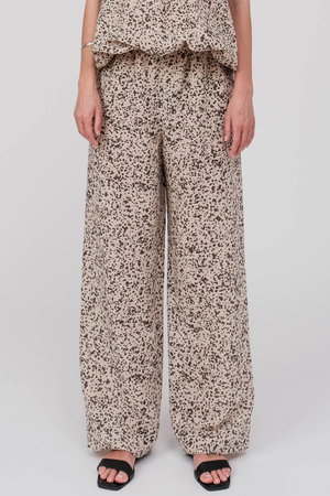 ドメル/DOMELLEの【予約販売】バンピープリントパンツ(110600/110601)