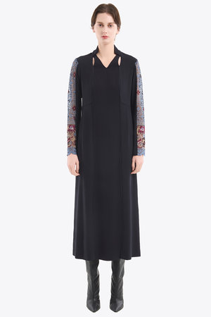 ミューラル/MURRALのPetal collar lace ドレス(110500/110503)