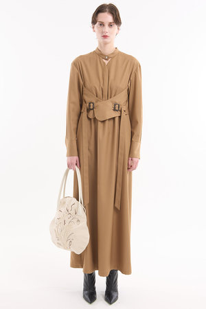 ミューラル/MURRALのCape ベルトドレス(110500/110503)