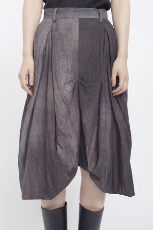 ミューラル/MURRALのRadiance スカート(110700/110703)