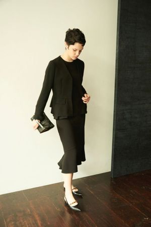 エムダブリュー/MWのトリアセテート ペプラム スカート(110700/110702)