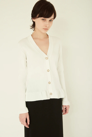 エムダブリュー/MWのリサイクル ポリエステル フリルリブ カーディガン