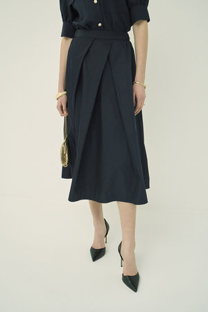 エムダブリュー/MWの【予約販売】タフタ タック スカート(110700/110703)