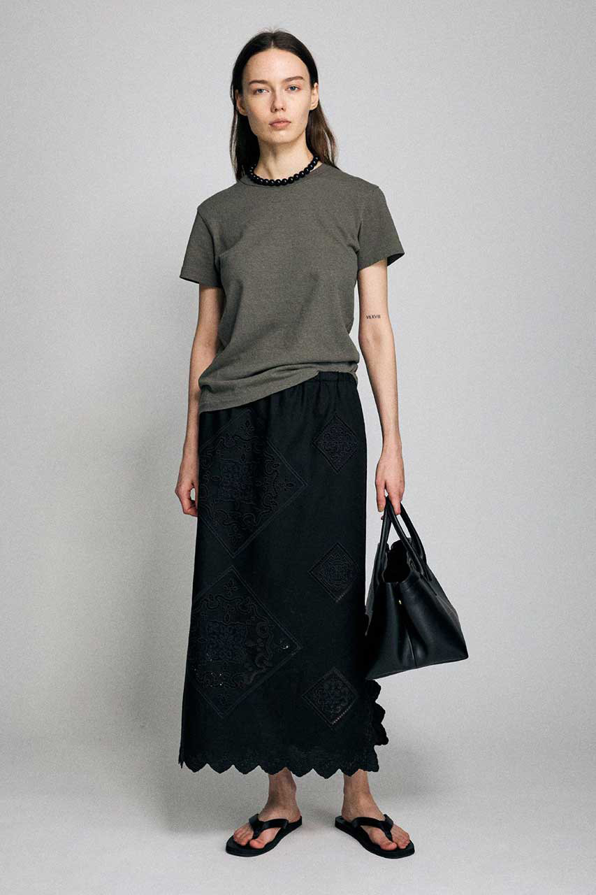 BRILL(ブリル)｜シシュウタイトスカート/ブラック の通販｜ELLESHOP