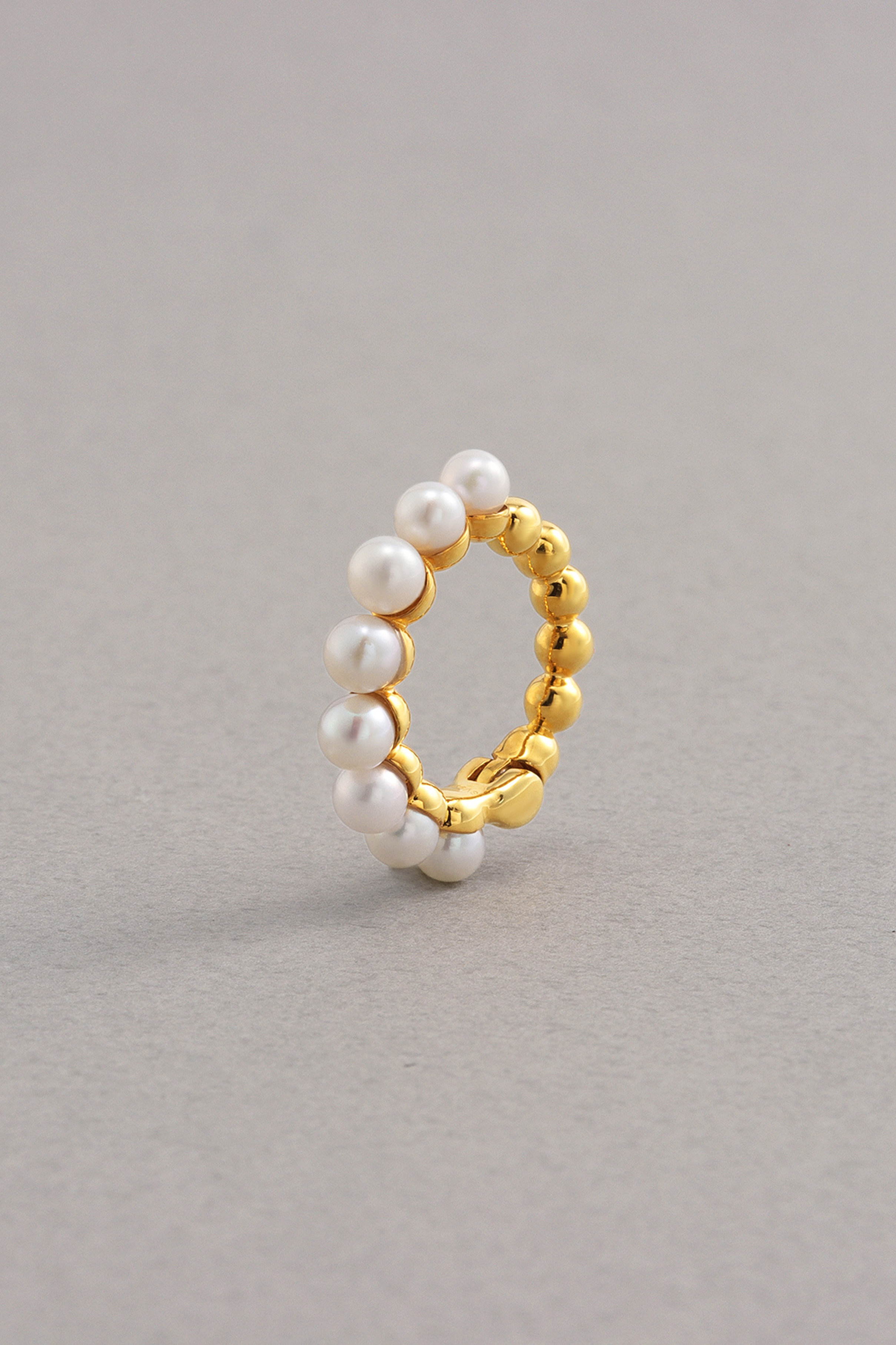 ＜ELLE SHOP＞ PLUS VENDOME PEARL フィット イヤーカフ hoop M（片耳用） (ゴールド F) プラス ヴァンドーム ELLE SHOP