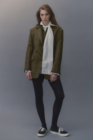 バウト/BOWTEのHIGH COUNT COTTON BOW TIE SHIRT