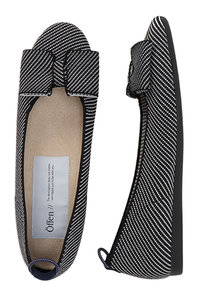 新品・未使用　offen オッフェン　フラットシューズ　ポインテッド　ボーダー Offen｜オッフェンのフラットシューズ（フラットシューズ）通販｜ELLE