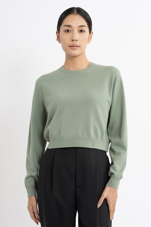 エステータ/estetaのクルーネックプルオーバー(110300/110301)