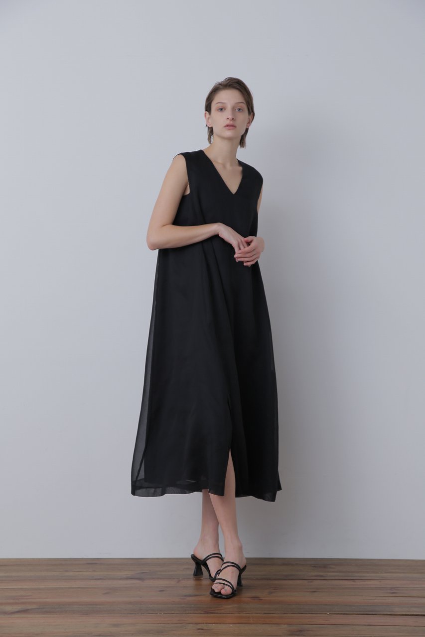 ヒューエルミュージアム/hueLe Museumの【STUMBLY】シアーオーガンジードレス(ブラック/535-4140001)