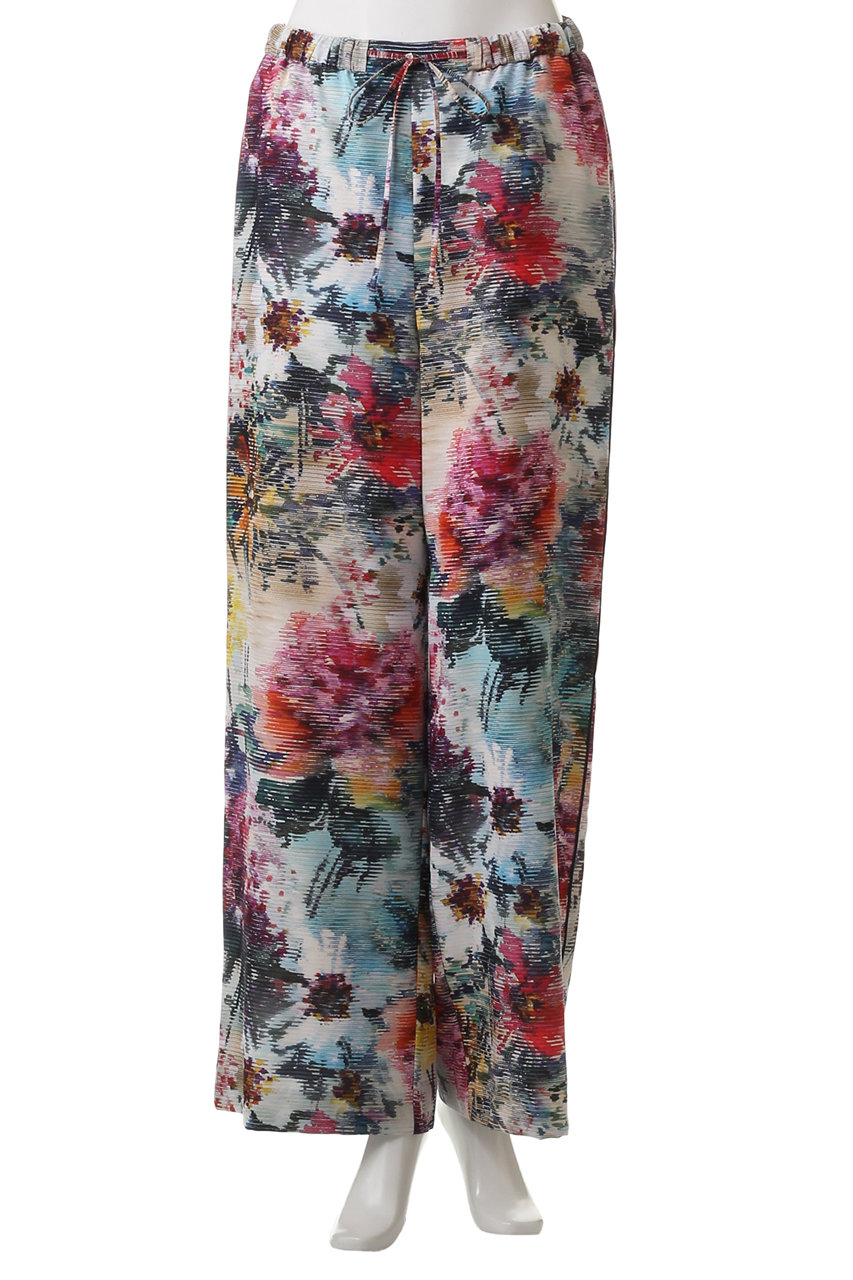 hueLe Museum(ヒューエルミュージアム)｜【STUMBLY】Printed