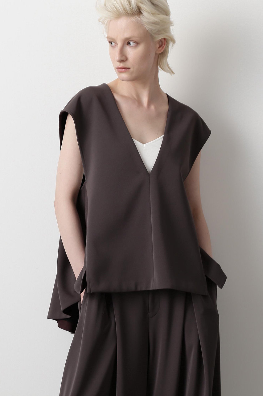 ヒューエルミュージアム/hueLe Museumの【STUMBLY】Back Peplum Gilet(グレー/5355210606)