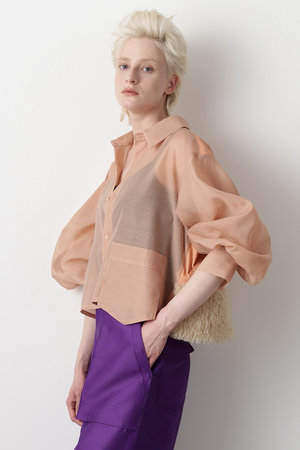 ヒューエルミュージアム/hueLe Museumの【STUMBLY】Fur Trim Combination Blouse(110400/110403)