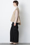 【STUMBLY】Back Peplum Gilet Blouse ヒューエルミュージアム/hueLe Museum