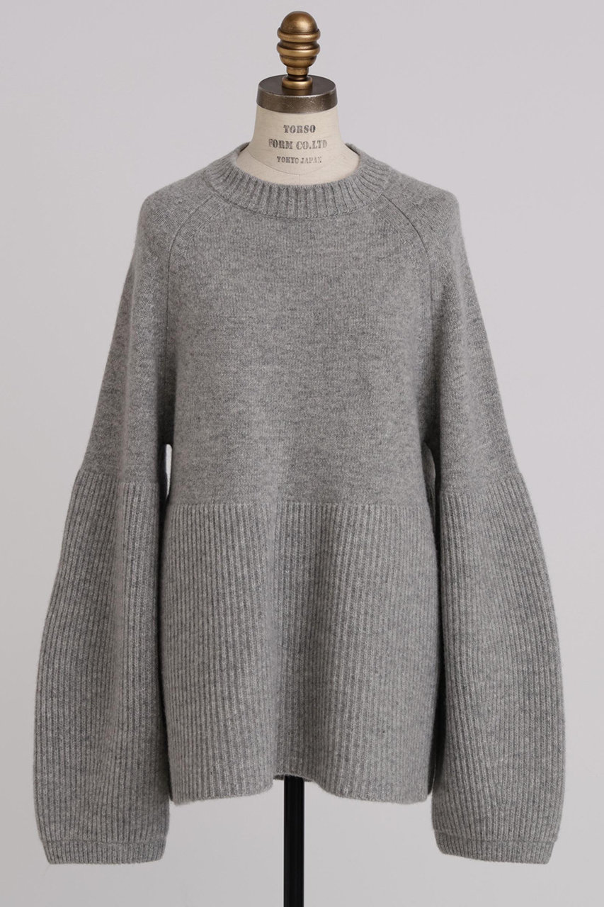 【hLM ヒューエルミュージアム】美品パール付ノースリーブニット hLM ヒューエルミュージアム】美品パール付ノースリーブニット