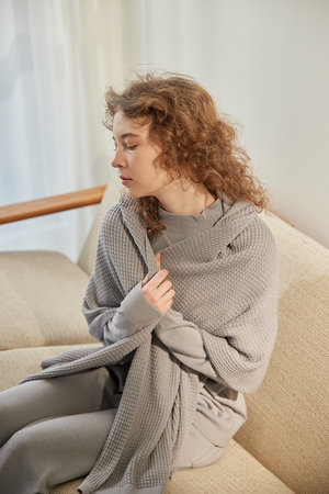 ネテネ/NETENE.のパフィーニットフードストール(140100/140101)