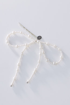 ポップ アデルビジュー/POP ADER.bijouxのJuliette pearl ribbon ヘアピン(small)(140300/140303)
