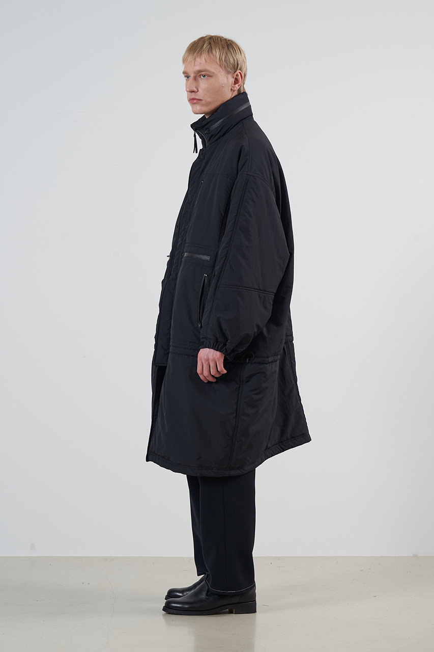 YOKE(ヨーク)｜【MEN】MULTI POCKET PUFFER コート/ブラック の