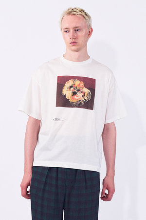 ヨーク/YOKEの【UNISEX】Art Tシャツ by Max Ernst(110100/110102)