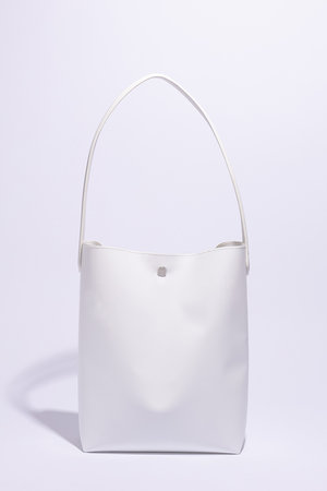 ショルダーバッグ C