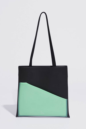 ジ アートオブキャリング/THE ART OF CARRYINGのPAPER A トートバッグ(120200/120201)