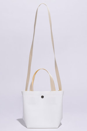 ジ アートオブキャリング/THE ART OF CARRYINGのPAPER H ショルダーバッグ