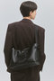 【予約販売】Carrier 11 ショルダーバッグ（防水） ジ アートオブキャリング/THE ART OF CARRYING