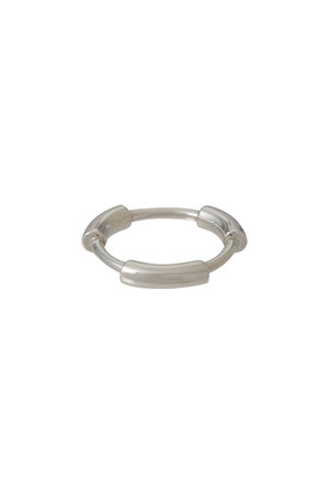 メゾンドパルス/MAISON D’PULSEのBold thin hoop リング(150400/150401)