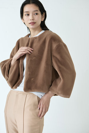 ジェイドット/j.のフェイクファーノーカラージャケット(110800/110801)