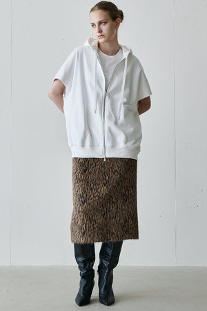 ジェイドット/j.のプレミアム裏毛ハーフ袖フーディ(110100/110105)