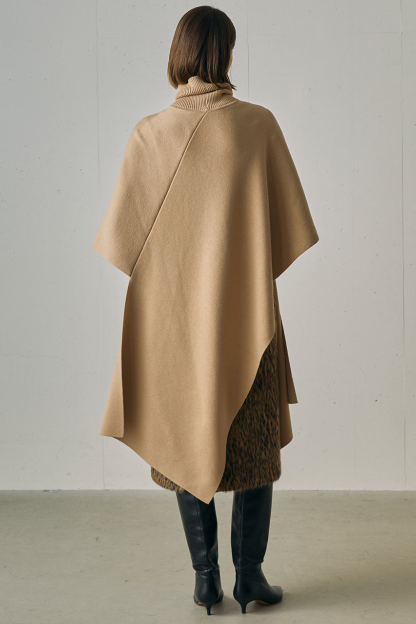 メゾンドドルチェ　ポンチョ　ベージュ メゾンドドルチェ ポンチョ ベージュ メゾンドドルチェ teddy poncho