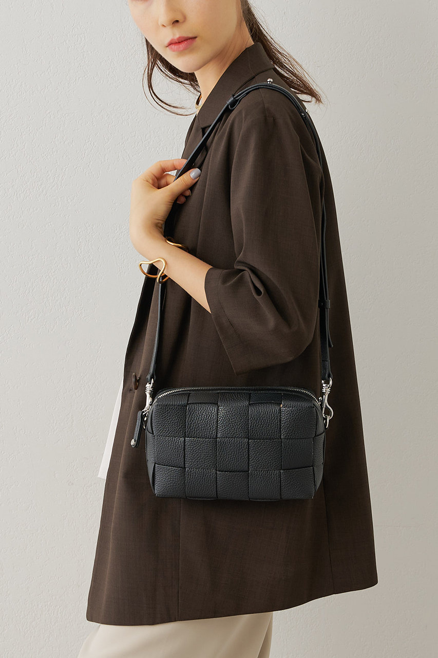 【イアクッチ】ベルタXS CERVO袋付き IACUCCI ショルダーバッグ バッグ ベルタXS CERVO レディース