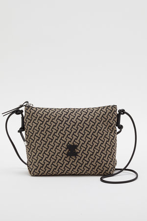 IACUCCI|イアクッチのショルダーバッグ通販|ELLE SHOP (エル IACUCCI|イアクッチのショルダーバッグ通販|ELLE SHOP (エル