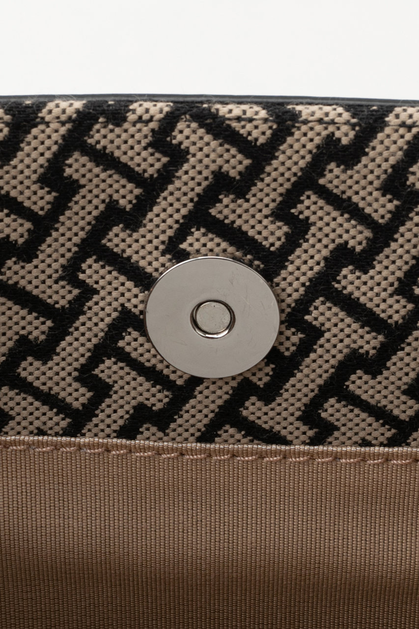 IACUCCI(イアクッチ)｜モノグランマ M JACQUARD/RUGA/ブラック の通販