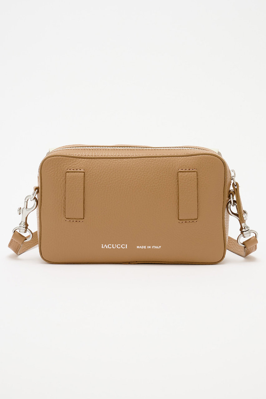 イアクッチ　ショルダーバッグ バッグ ベルタ XS CERVO サンドベージュ IACUCCI（イアクッチ）の「ベルタ XS CERVO（ショルダーバッグ