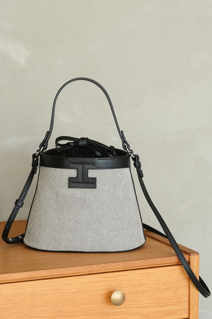 国内直営【IACUCCI】フォンテ SALE E PEPE/CERVO バケツ型トート 国内直営【IACUCCI】フォンテ SALE E PEPE/CERVO バケツ型トート