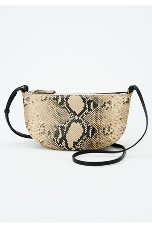 イアクッチ/IACUCCIのブルボ PITONE/CERVO(120100/120101)