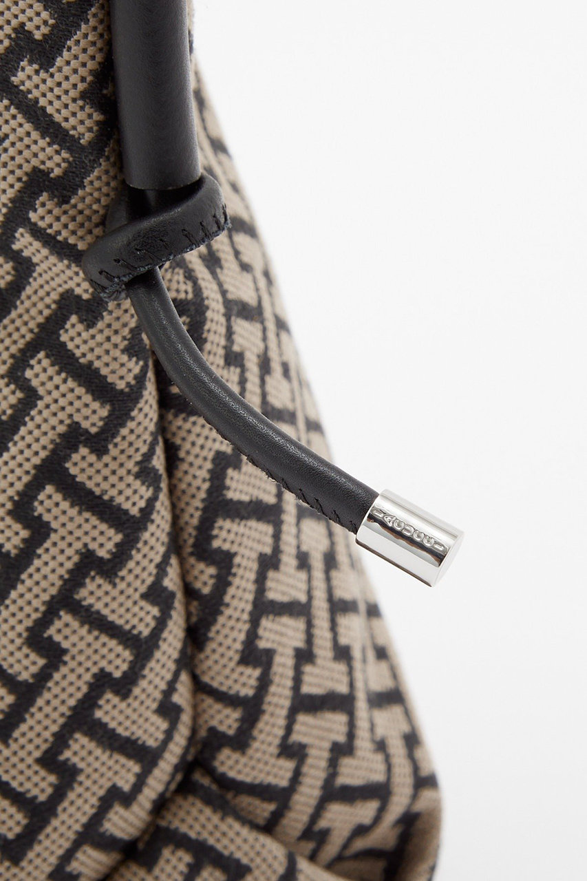 イアクッチ　モノグランマ SD JACQUARD/RUGA 美品 IACUCCI｜モノグランマ ポーチSD JACQUARD/RUGA | Rakuten Fashion
