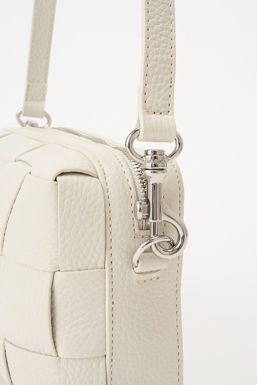 【ベルタ XS CERVO】イアクッチ IACUCCI（イアクッチ）の「ベルタ XS CERVO（ショルダーバッグ）」 - WEAR