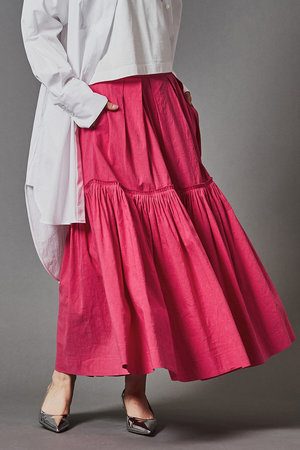 オブリオ/AUBRIOTのドライリネンタイプライター タック ミディスカート(110700/110702)