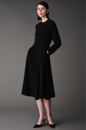 オブリオ/AUBRIOTのエアリーデシン フレアミディドレス(110500/110503)