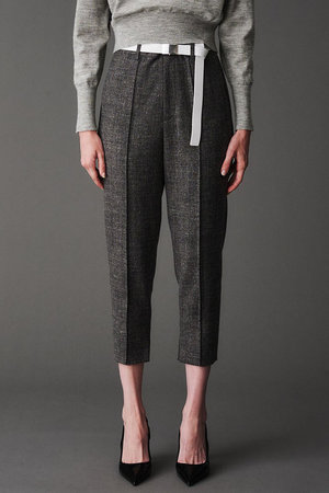 オブリオ/AUBRIOTのメランジ調ネップ スリムフィットクロップドパンツ(110600/110602)