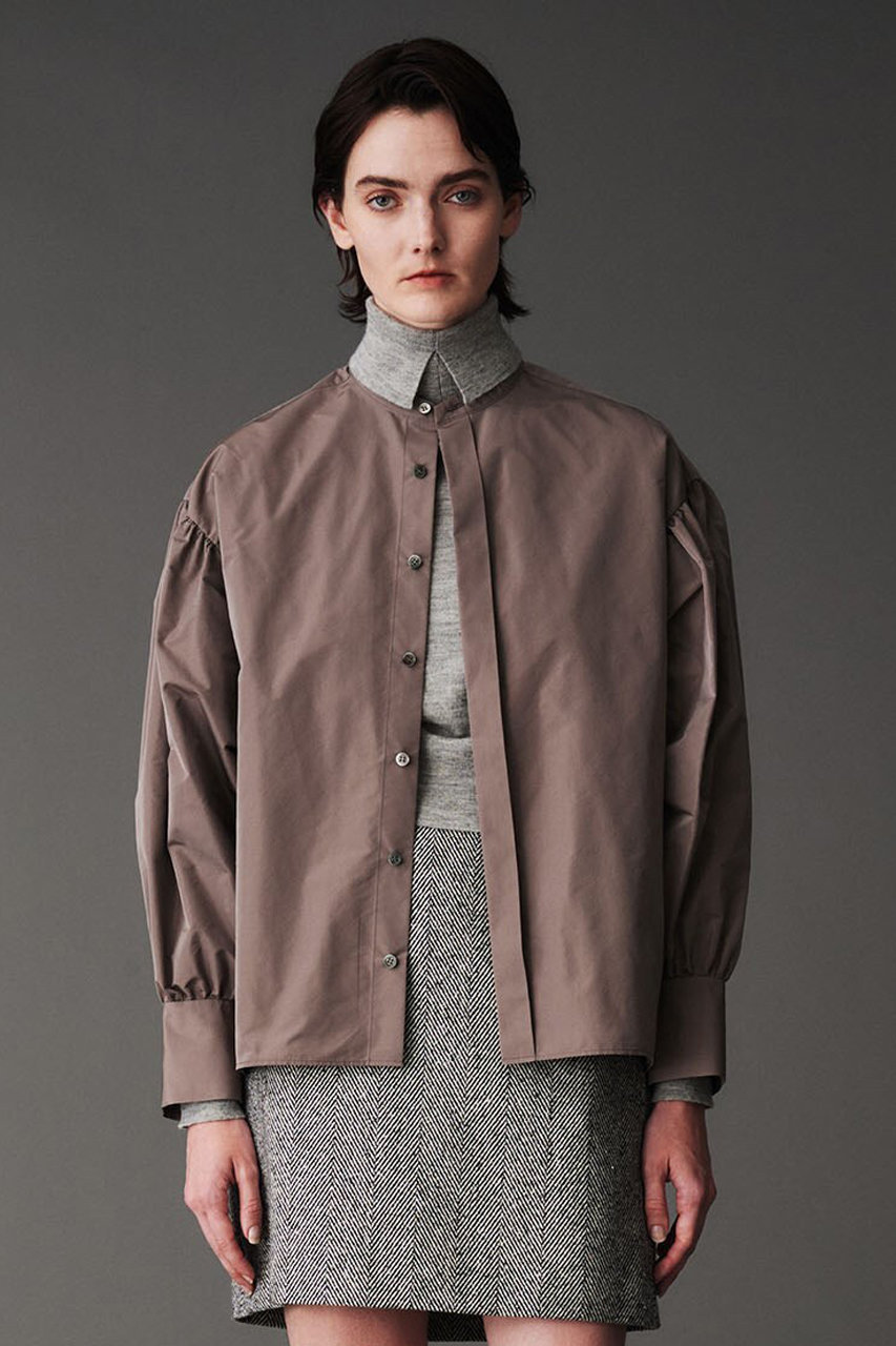 AUBRIOT(オブリオ)｜メモリータフタ ブラウス/モカブラウン の通販