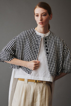 オブリオ/AUBRIOTのハウンドトゥース クロップドジャケット(110800/110801)