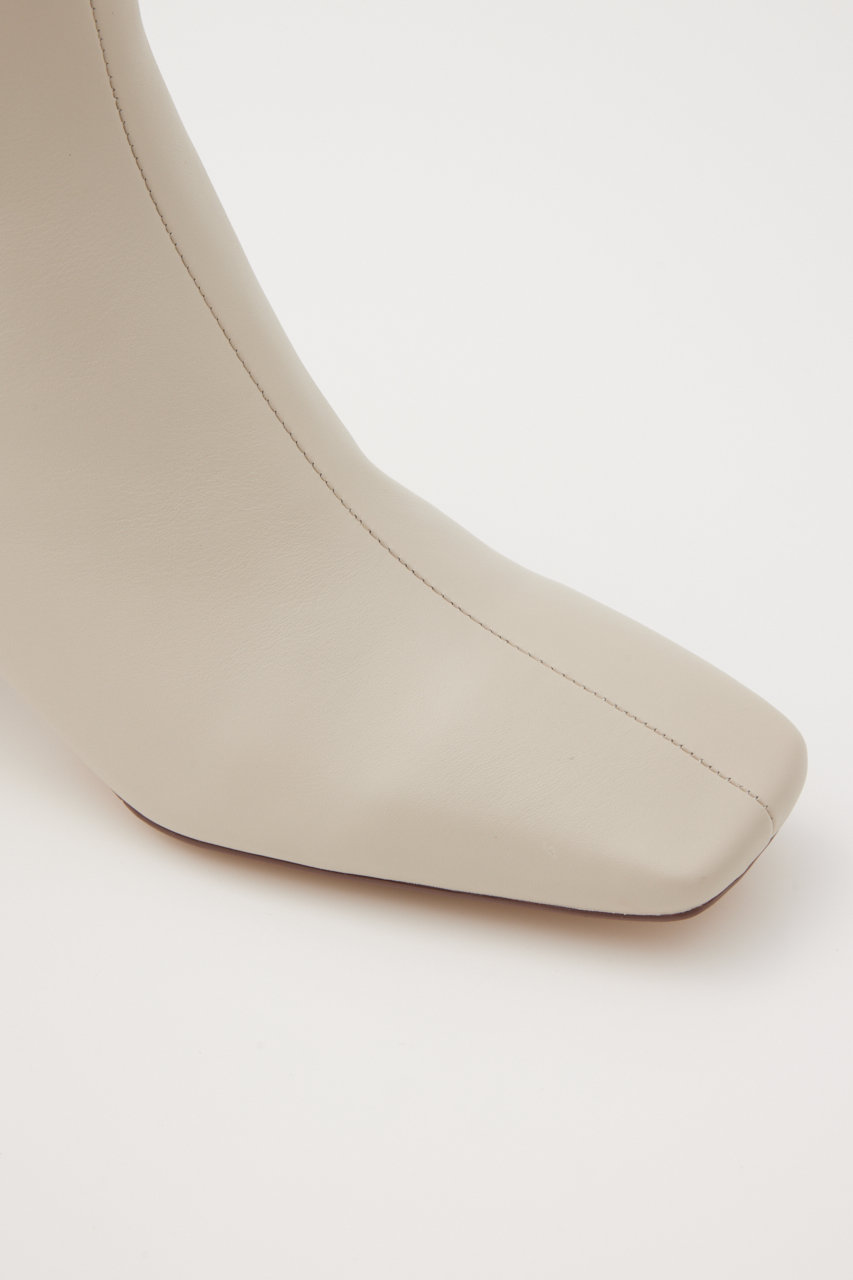 STACCATO ローマンエンボスミドルブーティー STACCATO ローマンエンボスミドルブーティー