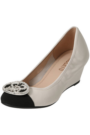 スタッカート/STACCATOのSTビジューウェッジソールパンプス(130100/130101)