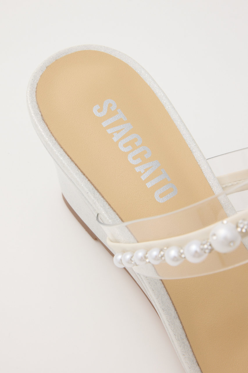 1880　スタッカート　STACCATO 　サンダル　パール　極美品　23.5 STACCATO（スタッカート）の「パールキルティングスポサン
